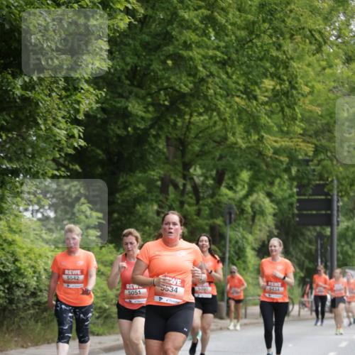 15.06.2025 - REWE Women's Run Jannik Wohlers http://msf.ph/oto/7972343 15.06.2025 10:06:57 Laufen 5542, 5434, 5051 meine-sportfotos.de