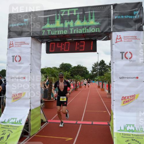 15.06.2025 - 7 Türme Triathlon Michael Strokosch http://msf.ph/oto/7972358 15.06.2025 14:01:31 Ziel 395, 740, 840 meine-sportfotos.de