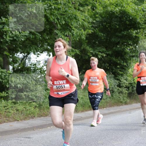15.06.2025 - REWE Women's Run Jannik Wohlers http://msf.ph/oto/7972371 15.06.2025 10:07:01 Laufen 5051, 4, 5542, 5090, 5434 meine-sportfotos.de