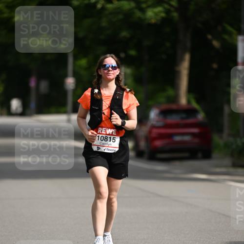 15.06.2025 - REWE Women's Run Dr. Thomas Lammeyer http://msf.ph/oto/7972372 15.06.2025 10:01:40 Laufen 10815 meine-sportfotos.de