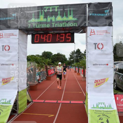 15.06.2025 - 7 Türme Triathlon Michael Strokosch http://msf.ph/oto/7972380 15.06.2025 14:01:34 Ziel 395, 740, 840, 1152, 1159 meine-sportfotos.de