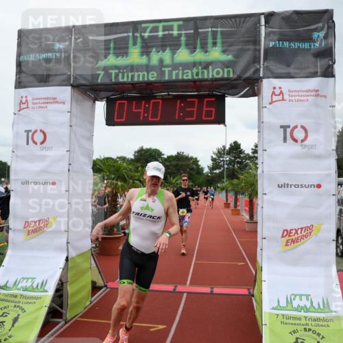 15.06.2025 - 7 Türme Triathlon Michael Strokosch http://msf.ph/oto/7972404 15.06.2025 14:01:36 Ziel 740, 840, 1152, 1159 meine-sportfotos.de