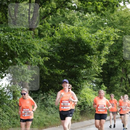 15.06.2025 - REWE Women's Run Jannik Wohlers http://msf.ph/oto/7972420 15.06.2025 10:07:09 Laufen 5670, 5510, 21, 5303, 5124 meine-sportfotos.de