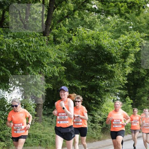 15.06.2025 - REWE Women's Run Jannik Wohlers http://msf.ph/oto/7972440 15.06.2025 10:07:09 Laufen 5670, 5510, 5004, 5221, 5303, 512 meine-sportfotos.de