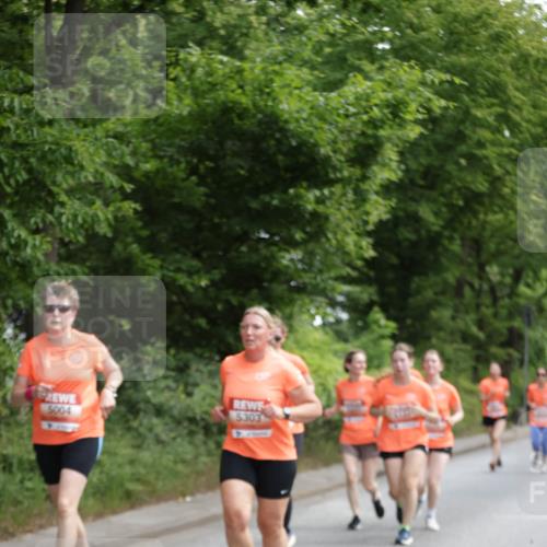 15.06.2025 - REWE Women's Run Jannik Wohlers http://msf.ph/oto/7972459 15.06.2025 10:07:10 Laufen 5004, 5303 meine-sportfotos.de