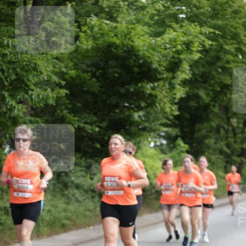 15.06.2025 - REWE Women's Run Jannik Wohlers http://msf.ph/oto/7972464 15.06.2025 10:07:10 Laufen 5303, 5004 meine-sportfotos.de