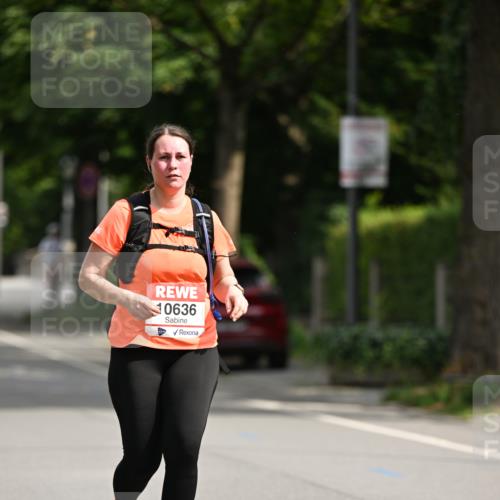 15.06.2025 - REWE Women's Run Dr. Thomas Lammeyer http://msf.ph/oto/7972499 15.06.2025 10:01:59 Laufen 10636 meine-sportfotos.de