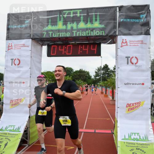 15.06.2025 - 7 Türme Triathlon Michael Strokosch http://msf.ph/oto/7972505 15.06.2025 14:01:43 Ziel 740, 915, 998, 1152, 1159 meine-sportfotos.de