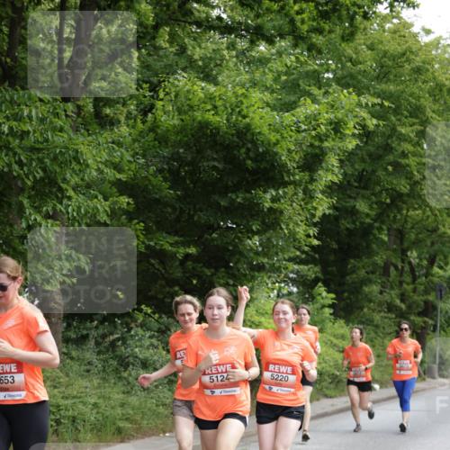 15.06.2025 - REWE Women's Run Jannik Wohlers http://msf.ph/oto/7972531 15.06.2025 10:07:12 Laufen 653, 5124, 5220 meine-sportfotos.de