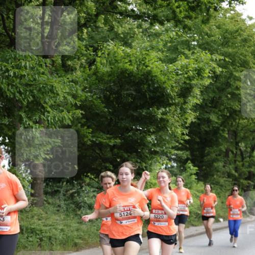 15.06.2025 - REWE Women's Run Jannik Wohlers http://msf.ph/oto/7972545 15.06.2025 10:07:13 Laufen 5124, 5220 meine-sportfotos.de