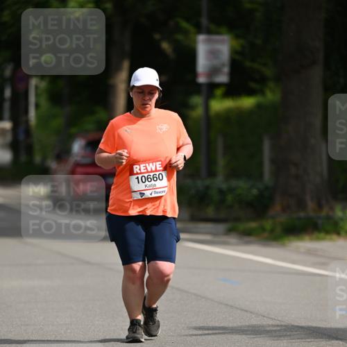 15.06.2025 - REWE Women's Run Dr. Thomas Lammeyer http://msf.ph/oto/7972566 15.06.2025 10:02:22 Laufen 10660 meine-sportfotos.de