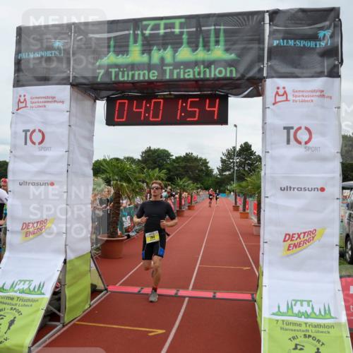 15.06.2025 - 7 Türme Triathlon Michael Strokosch http://msf.ph/oto/7972594 15.06.2025 14:01:53 Ziel 784, 1006, 1033, 1095 meine-sportfotos.de