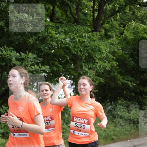 15.06.2025 - REWE Women's Run Jannik Wohlers http://msf.ph/oto/7972636 15.06.2025 10:07:14 Laufen 221, 5220 meine-sportfotos.de