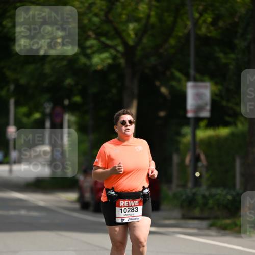 15.06.2025 - REWE Women's Run Dr. Thomas Lammeyer http://msf.ph/oto/7972642 15.06.2025 10:02:29 Laufen 10283 meine-sportfotos.de