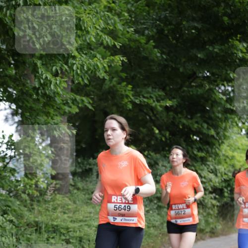 15.06.2025 - REWE Women's Run Jannik Wohlers http://msf.ph/oto/7972644 15.06.2025 10:07:16 Laufen 5649, 5672 meine-sportfotos.de