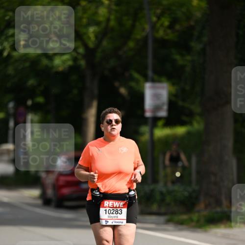 15.06.2025 - REWE Women's Run Dr. Thomas Lammeyer http://msf.ph/oto/7972667 15.06.2025 10:02:29 Laufen 10283 meine-sportfotos.de