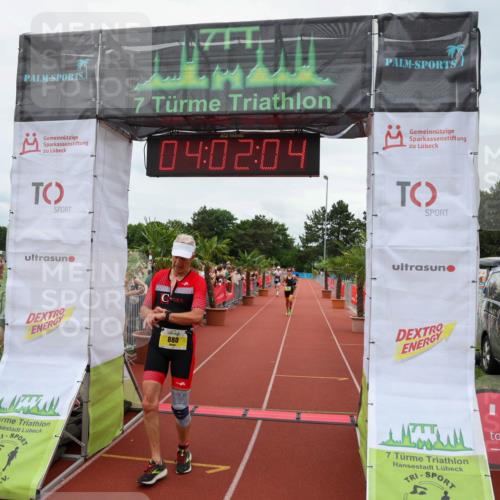 15.06.2025 - 7 Türme Triathlon Michael Strokosch http://msf.ph/oto/7972681 15.06.2025 14:02:04 Ziel 880, 1123, 1149 meine-sportfotos.de