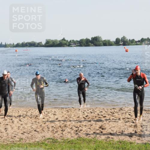 21.06.2025 - 27. Vierlanden-Triathlon MichiJ http://msf.ph/oto/7972683 15.06.2026 08:34:55 Schwimmen 43, 80, 124, 149, 159, 186 meine-sportfotos.de