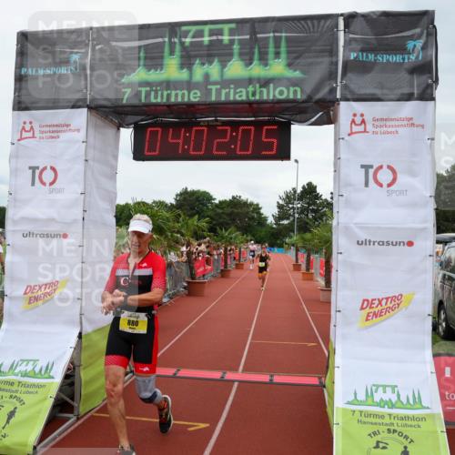 15.06.2025 - 7 Türme Triathlon Michael Strokosch http://msf.ph/oto/7972686 15.06.2025 14:02:04 Ziel 880, 1123, 1149 meine-sportfotos.de