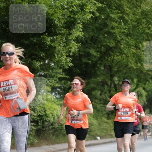15.06.2025 - REWE Women's Run Jannik Wohlers http://msf.ph/oto/7972707 15.06.2025 10:07:23 Laufen 5661, 5047, 5389 meine-sportfotos.de