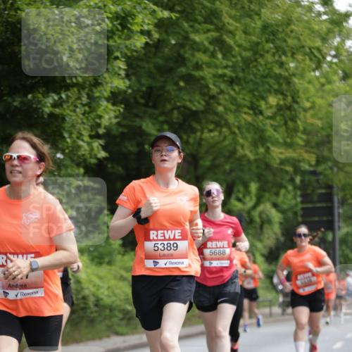 15.06.2025 - REWE Women's Run Jannik Wohlers http://msf.ph/oto/7972749 15.06.2025 10:07:24 Laufen 5389, 5688, 6638 meine-sportfotos.de