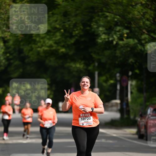 15.06.2025 - REWE Women's Run Dr. Thomas Lammeyer http://msf.ph/oto/7972761 15.06.2025 10:02:33 Laufen 10720 meine-sportfotos.de