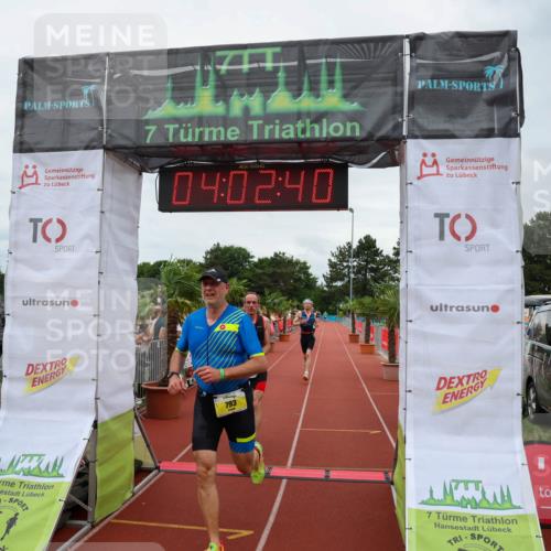 15.06.2025 - 7 Türme Triathlon Michael Strokosch http://msf.ph/oto/7972810 15.06.2025 14:02:39 Ziel 371, 504, 793 meine-sportfotos.de