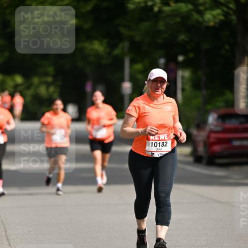 15.06.2025 - REWE Women's Run Dr. Thomas Lammeyer http://msf.ph/oto/7972816 15.06.2025 10:02:42 Laufen 10182, 17 meine-sportfotos.de