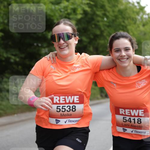 15.06.2025 - REWE Women's Run Jannik Wohlers http://msf.ph/oto/7972830 15.06.2025 10:07:28 Laufen 5538, 5418, 450 meine-sportfotos.de