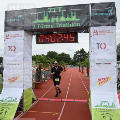 15.06.2025 - 7 Türme Triathlon Michael Strokosch http://msf.ph/oto/7972866 15.06.2025 14:02:45 Ziel 371, 504, 793, 1023 meine-sportfotos.de