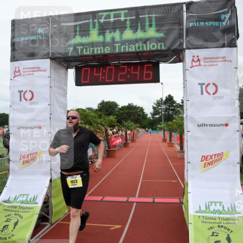 15.06.2025 - 7 Türme Triathlon Michael Strokosch http://msf.ph/oto/7972881 15.06.2025 14:02:46 Ziel 371, 504, 793, 1023 meine-sportfotos.de