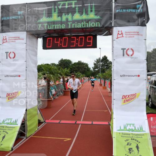 15.06.2025 - 7 Türme Triathlon Michael Strokosch http://msf.ph/oto/7972956 15.06.2025 14:03:09 Ziel 366, 709, 727, 786, 1088 meine-sportfotos.de