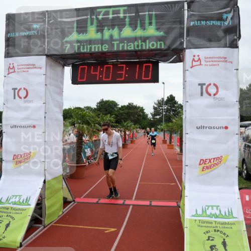 15.06.2025 - 7 Türme Triathlon Michael Strokosch http://msf.ph/oto/7972966 15.06.2025 14:03:09 Ziel 366, 709, 727, 786, 1088 meine-sportfotos.de