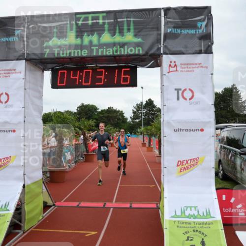 15.06.2025 - 7 Türme Triathlon Michael Strokosch http://msf.ph/oto/7973032 15.06.2025 14:03:16 Ziel 366, 571, 709, 1060, 1088 meine-sportfotos.de