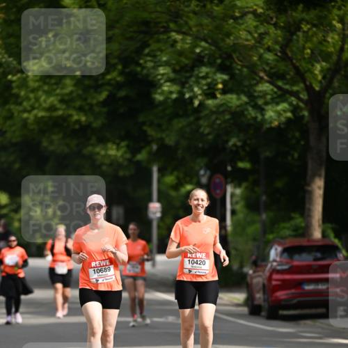 15.06.2025 - REWE Women's Run Dr. Thomas Lammeyer http://msf.ph/oto/7973038 15.06.2025 10:03:21 Laufen 10689, 10420 meine-sportfotos.de