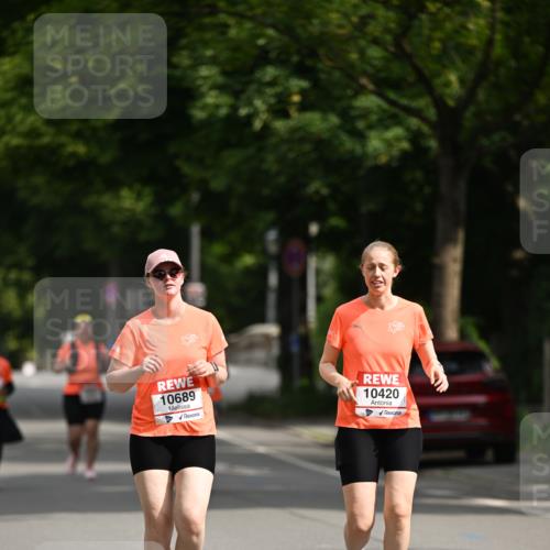 15.06.2025 - REWE Women's Run Dr. Thomas Lammeyer http://msf.ph/oto/7973042 15.06.2025 10:03:24 Laufen 10689, 10420 meine-sportfotos.de