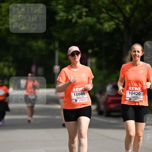 15.06.2025 - REWE Women's Run Dr. Thomas Lammeyer http://msf.ph/oto/7973081 15.06.2025 10:03:26 Laufen 10689, 10420 meine-sportfotos.de