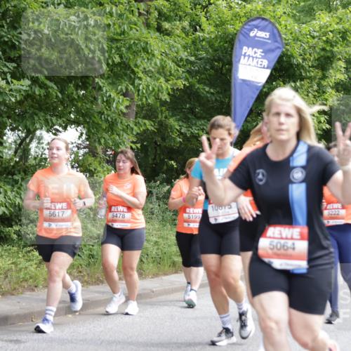 15.06.2025 - REWE Women's Run Jannik Wohlers http://msf.ph/oto/7973082 15.06.2025 10:07:43 Laufen 5617, 5478, 5199, 10075, 5064, 5222 meine-sportfotos.de