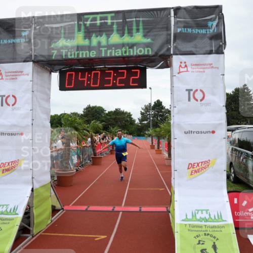 15.06.2025 - 7 Türme Triathlon Michael Strokosch http://msf.ph/oto/7973083 15.06.2025 14:03:21 Ziel 571, 773, 1049, 1060, 1088 meine-sportfotos.de