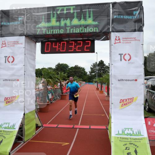 15.06.2025 - 7 Türme Triathlon Michael Strokosch http://msf.ph/oto/7973091 15.06.2025 14:03:22 Ziel 571, 773, 1049, 1060 meine-sportfotos.de