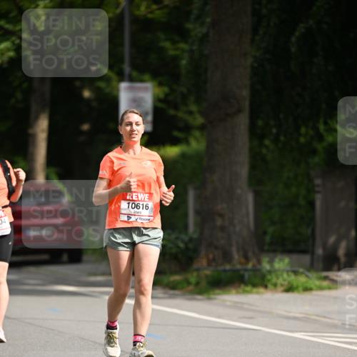 15.06.2025 - REWE Women's Run Dr. Thomas Lammeyer http://msf.ph/oto/7973094 15.06.2025 10:03:36 Laufen 04, 10616 meine-sportfotos.de
