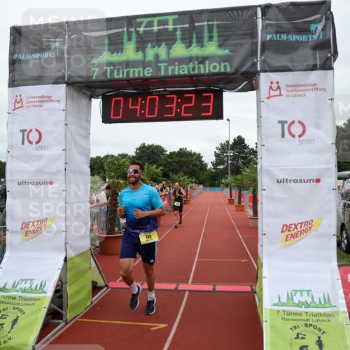 15.06.2025 - 7 Türme Triathlon Michael Strokosch http://msf.ph/oto/7973096 15.06.2025 14:03:22 Ziel 571, 773, 1049, 1060 meine-sportfotos.de