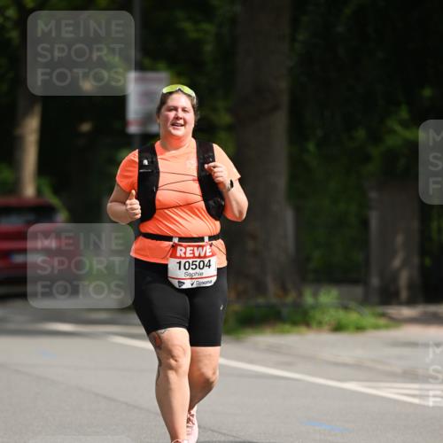 15.06.2025 - REWE Women's Run Dr. Thomas Lammeyer http://msf.ph/oto/7973185 15.06.2025 10:03:39 Laufen 10504 meine-sportfotos.de