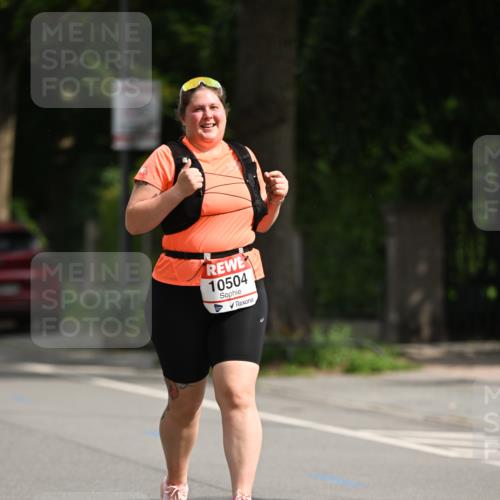 15.06.2025 - REWE Women's Run Dr. Thomas Lammeyer http://msf.ph/oto/7973194 15.06.2025 10:03:39 Laufen 10504 meine-sportfotos.de