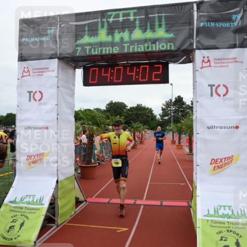 15.06.2025 - 7 Türme Triathlon Michael Strokosch http://msf.ph/oto/7973240 15.06.2025 14:04:02 Ziel 192, 561, 1180 meine-sportfotos.de