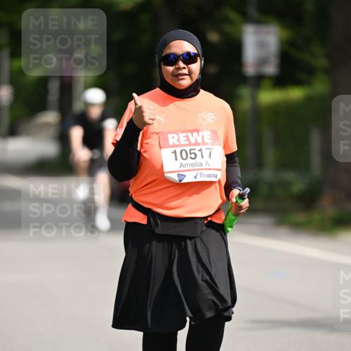 15.06.2025 - REWE Women's Run Dr. Thomas Lammeyer http://msf.ph/oto/7973241 15.06.2025 10:03:41 Laufen 10517 meine-sportfotos.de