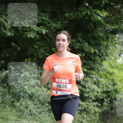 15.06.2025 - REWE Women's Run Jannik Wohlers http://msf.ph/oto/7973249 15.06.2025 10:07:57 Laufen 5620 meine-sportfotos.de