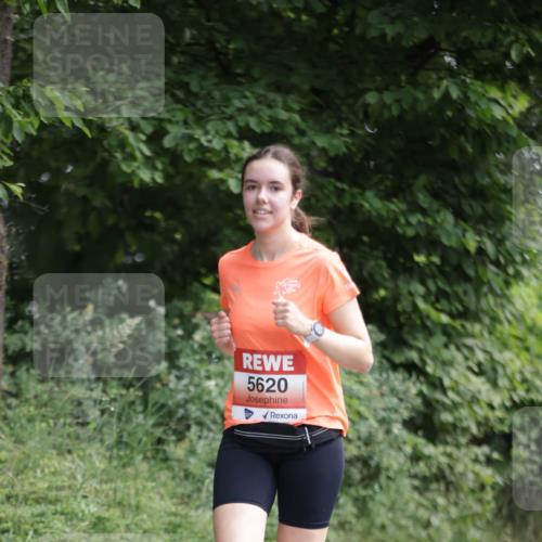 15.06.2025 - REWE Women's Run Jannik Wohlers http://msf.ph/oto/7973269 15.06.2025 10:07:57 Laufen 5620 meine-sportfotos.de