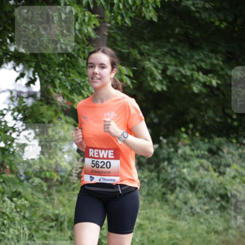 15.06.2025 - REWE Women's Run Jannik Wohlers http://msf.ph/oto/7973292 15.06.2025 10:07:58 Laufen 5620 meine-sportfotos.de