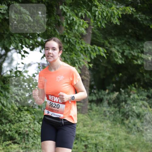 15.06.2025 - REWE Women's Run Jannik Wohlers http://msf.ph/oto/7973313 15.06.2025 10:07:58 Laufen 5620 meine-sportfotos.de